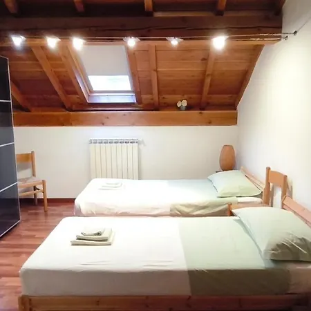 La Stanza Rossiglione